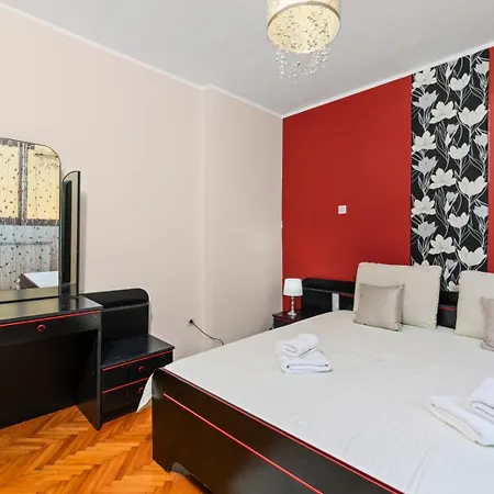 5203-1 For 6 Pers In Apartment