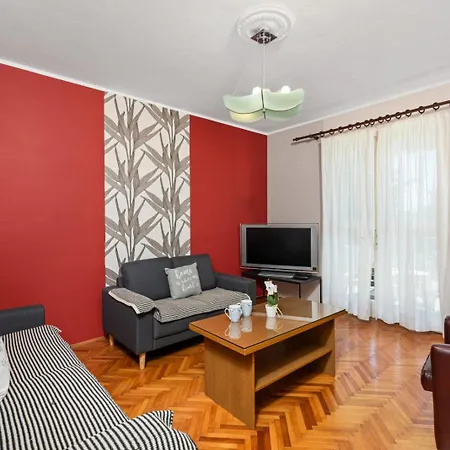 5203-1 For 6 Pers In Apartment