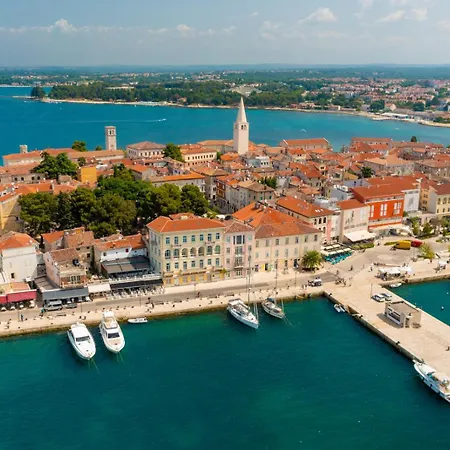 Apartman 5203-1 For 6 Pers In Poreč